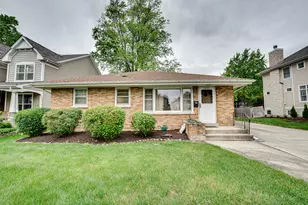 1221 N Webster St, Naperville, IL 60563 - Photo 3