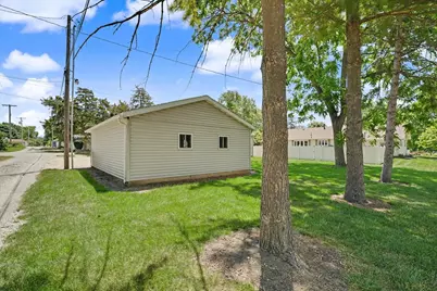 444 S Union Street, Paxton, IL 60957 - Photo 25