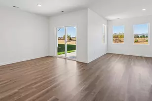 2274 Redwood Trl, Wonder Lake, IL 60097 - Photo 5