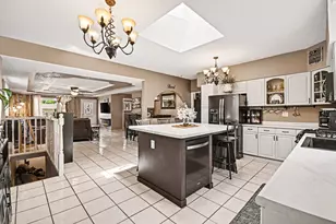 2314 Webster Ave, Joliet, IL 60436 - Photo 9