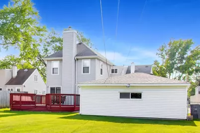 2825 Eisenhower Drive, Des Plaines, IL 60018 - Photo 31