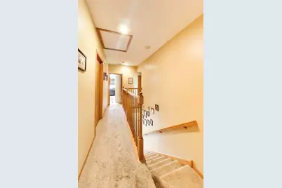 2825 Eisenhower Drive, Des Plaines, IL 60018 - Photo 17