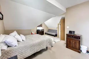 2825 Eisenhower Dr, Des Plaines, IL 60018 - Photo 23