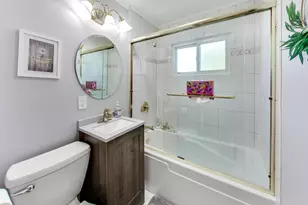 2825 Eisenhower Dr, Des Plaines, IL 60018 - Photo 15