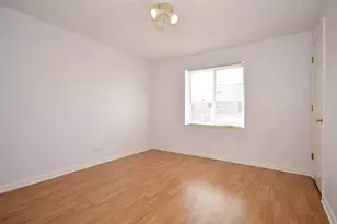 5351 N East River Rd, Chicago, IL 60656 - Photo 17