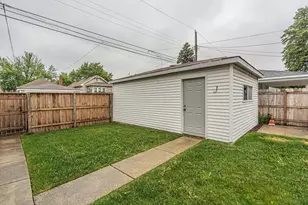 4526 N Mobile Ave, Chicago, IL 60630 - Photo 27