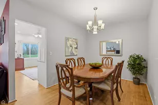 101 Windwood Ct, Buffalo Grove, IL 60089 - Photo 5