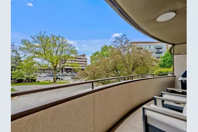 7201 N Lincoln Avenue #205, Lincolnwood, IL 60712 - Photo 13
