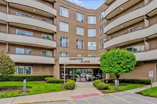 7201 N Lincoln Ave, Lincolnwood, IL 60712 - Photo 1