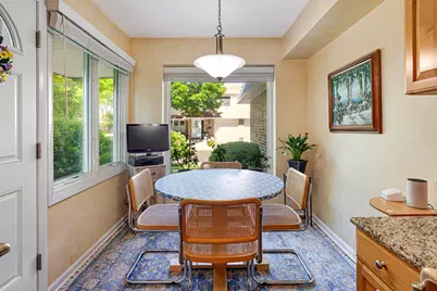 223 Pin Oak Drive #223, Wilmette, IL 60091 - Photo 11