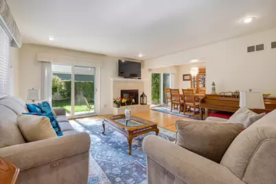 223 Pin Oak Drive #223, Wilmette, IL 60091 - Photo 5