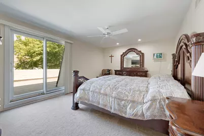 223 Pin Oak Drive #223, Wilmette, IL 60091 - Photo 13