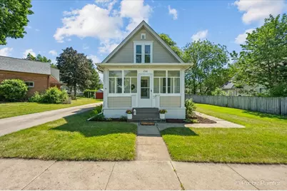 236 Short Street, East Dundee, IL 60118 - Photo 1