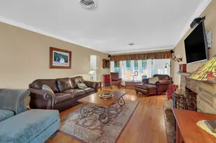 9205 Millard Ave, Evergreen Park, IL 60805 - Photo 5