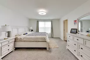 1566 Dublin Dr, Hampshire, IL 60140 - Photo 9