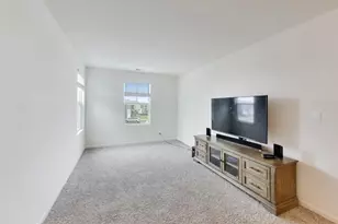 1566 Dublin Dr, Hampshire, IL 60140 - Photo 7