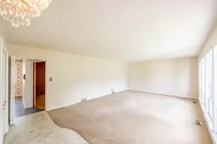 1227 Lynn Terrace, Highland Park, IL 60035 - Photo 3