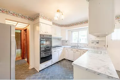 1227 Lynn Terrace, Highland Park, IL 60035 - Photo 7
