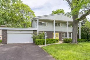 1227 Lynn Terrace, Highland Park, IL 60035 - Photo 1