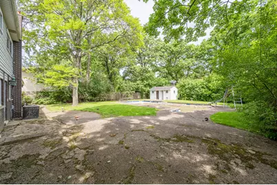 1227 Lynn Terrace, Highland Park, IL 60035 - Photo 19