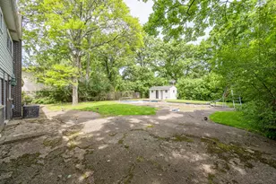 1227 Lynn Terrace, Highland Park, IL 60035 - Photo 19