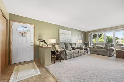 1920 Koehler Drive, Des Plaines, IL 60018 - Photo 3