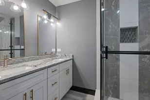 444 E 48th St, Chicago, IL 60615 - Photo 11
