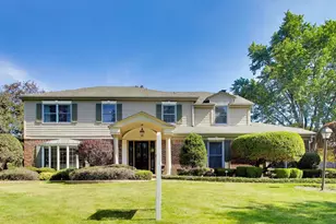1310 W Hampton Pl, Palatine, IL 60067 - Photo 1