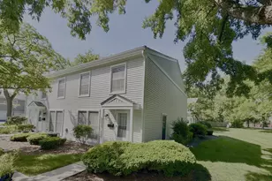 1674 Williamsburg Ct, Wheaton, IL 60189 - Photo 1