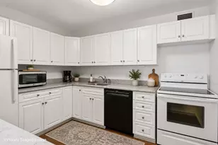 1636 N Wells St, Chicago, IL 60614 - Photo 3
