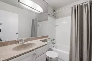 1636 N Wells St, Chicago, IL 60614 - Photo 17