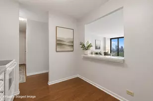 1636 N Wells St, Chicago, IL 60614 - Photo 11