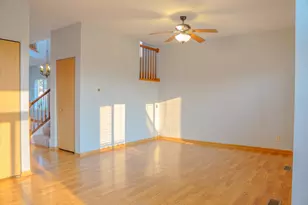 2208 Rebecca Cir, Montgomery, IL 60538 - Photo 7