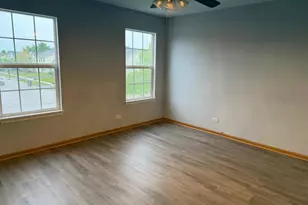 2208 Rebecca Cir, Montgomery, IL 60538 - Photo 11