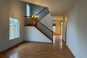 2208 Rebecca Cir, Montgomery, IL 60538 - Photo 7