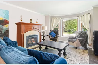 27W306 Victoria Lane, Winfield, IL 60190 - Photo 5