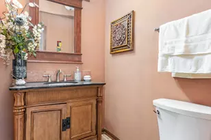 27W306 Victoria Ln, Winfield, IL 60190 - Photo 15