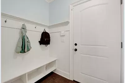 1825 W Sunnyside Avenue, Chicago, IL 60640 - Photo 21