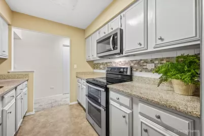 710 Saint Andrews Lane #20, Crystal Lake, IL 60014 - Photo 13
