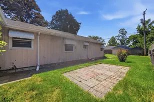 934 Pennsylvania Ave, Aurora, IL 60506 - Photo 19