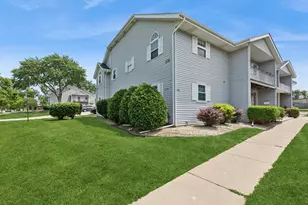 1118 Ingalls Ave, Joliet, IL 60435 - Photo 1