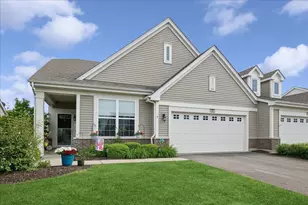 605 N Falls Circle, Pingree Grove, IL 60140 - Photo 1