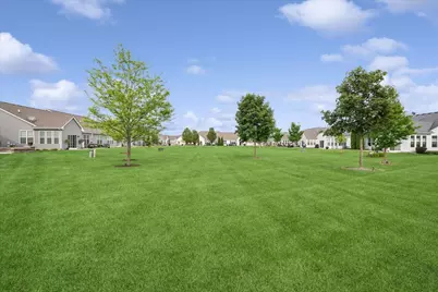605 N Falls Circle, Pingree Grove, IL 60140 - Photo 19