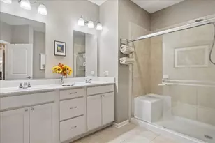 605 N Falls Circle, Pingree Grove, IL 60140 - Photo 13