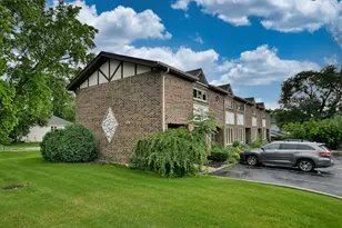 214 N West Ave, Elmhurst, IL 60126 - Photo 3