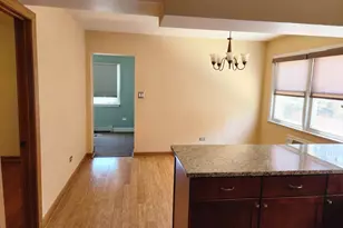8465 W Berwyn Ave, Chicago, IL 60656 - Photo 9