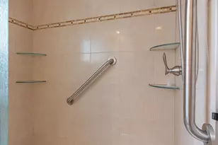 8465 W Berwyn Ave, Chicago, IL 60656 - Photo 23