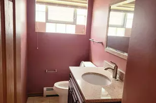 8465 W Berwyn Ave, Chicago, IL 60656 - Photo 13