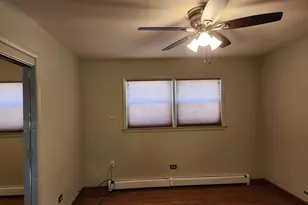 8465 W Berwyn Ave, Chicago, IL 60656 - Photo 11