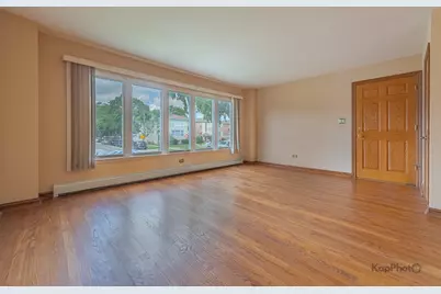 8465 W Berwyn Avenue #1, Chicago, IL 60656 - Photo 3